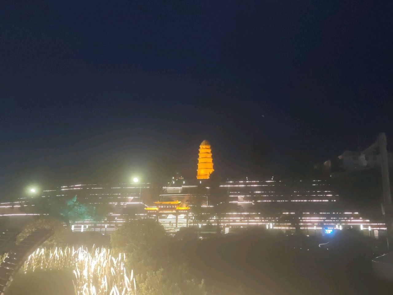 龙山双塔-齐天塔