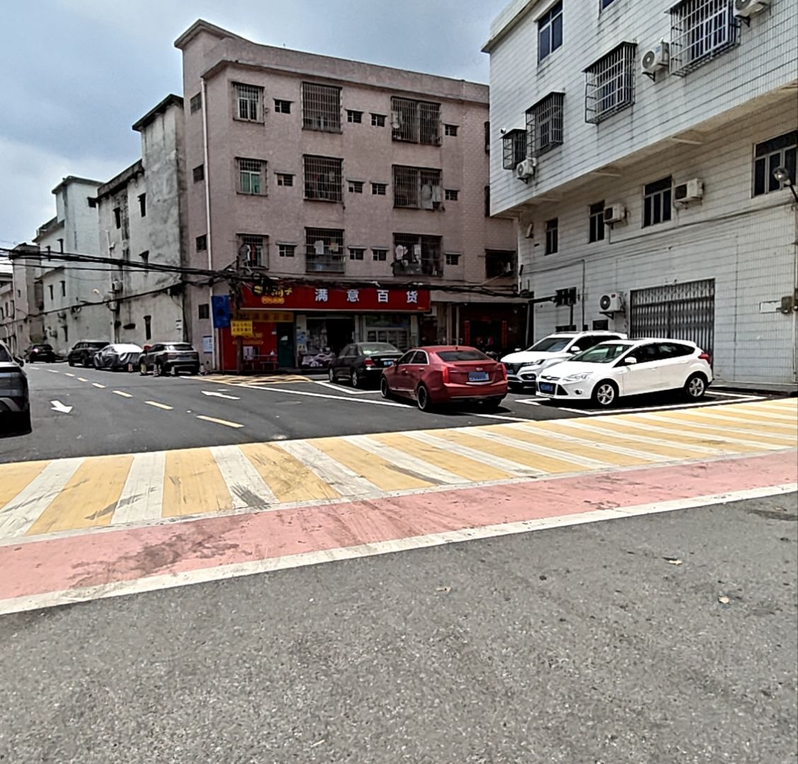 满意百货(桥龙路店)