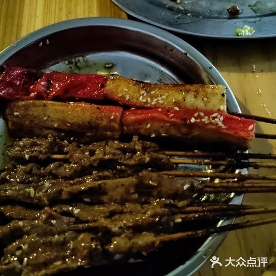 小区颜姐生牛肉烧烤