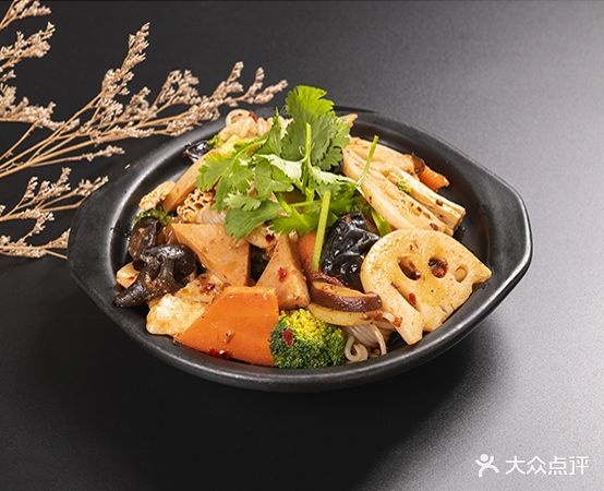 魔锅坊麻辣香花(恒大绿洲店)