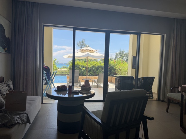 Ritz-Carlton Jinmaosanya Hotel
