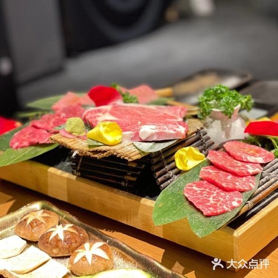 一头也黑和毛牛专门店