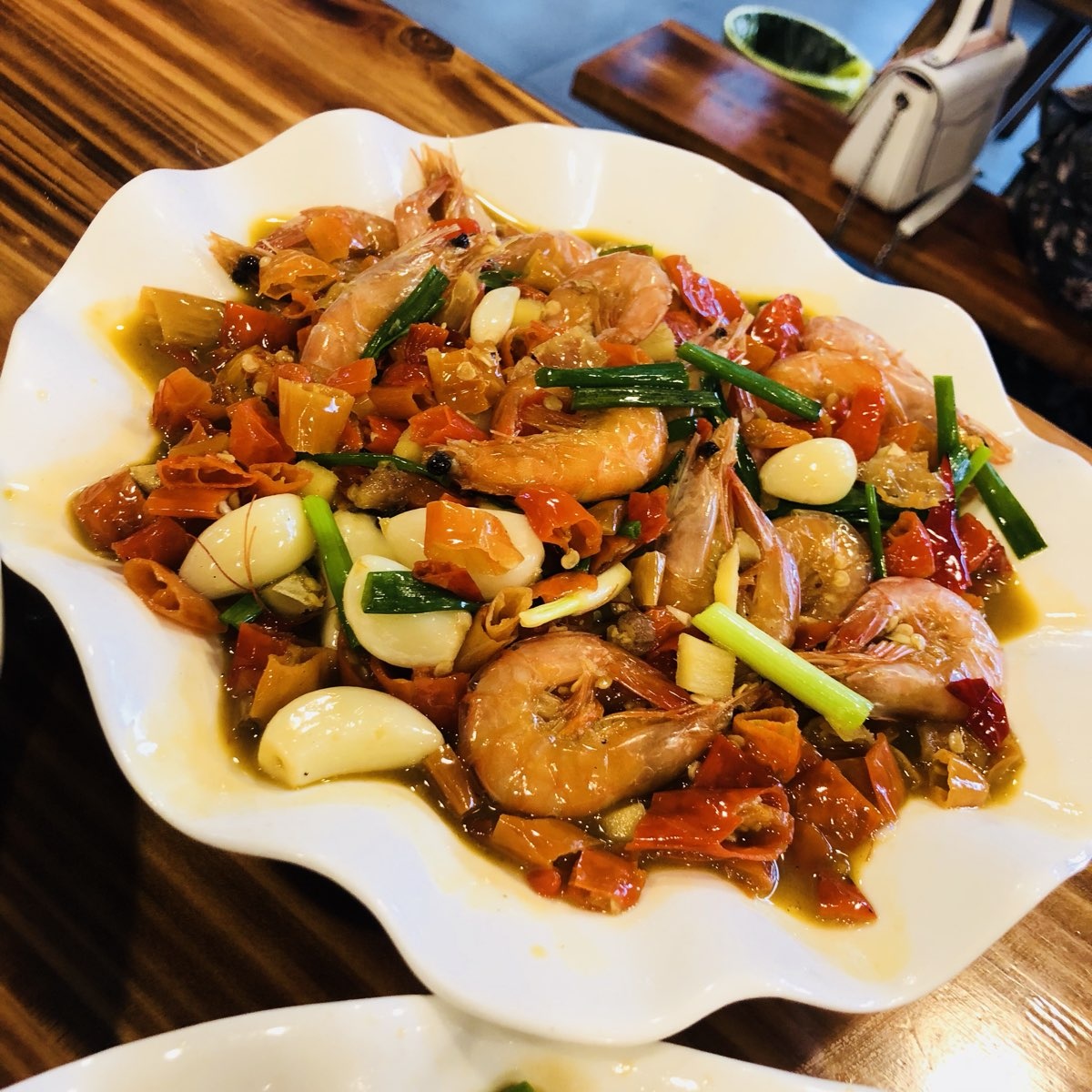 阿婆辣菜馆(原国脉对面辣阿婆)