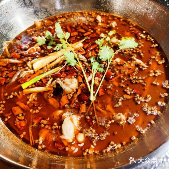 捞味官美娃鱼头火锅(璟里店)