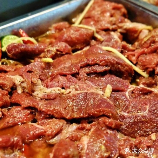 盛焰靠肉吧