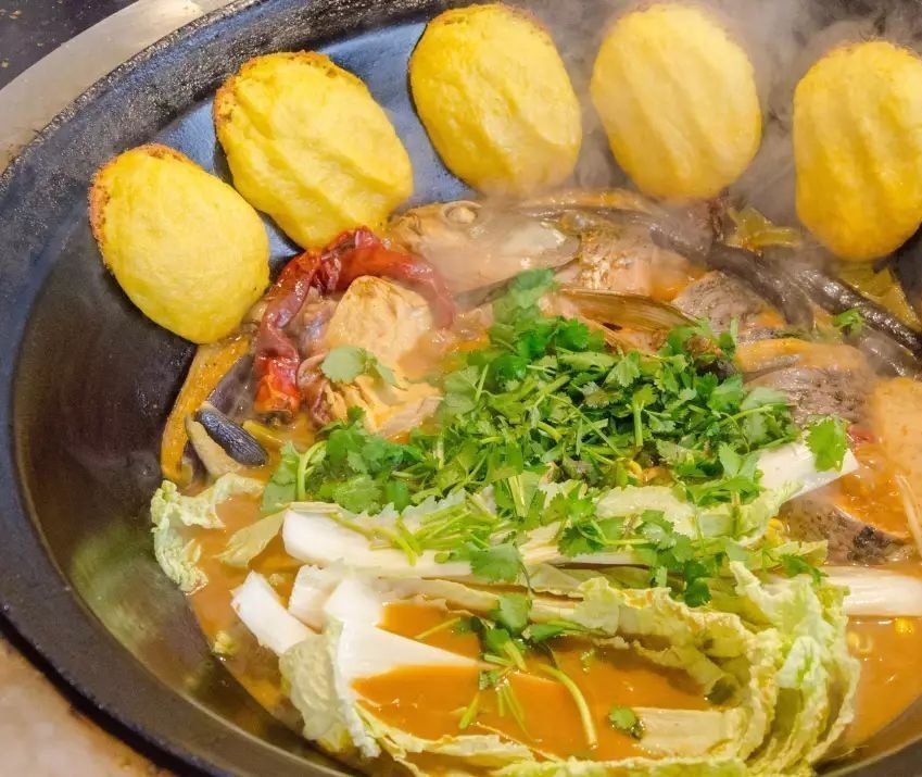 满锅香铁锅炖
