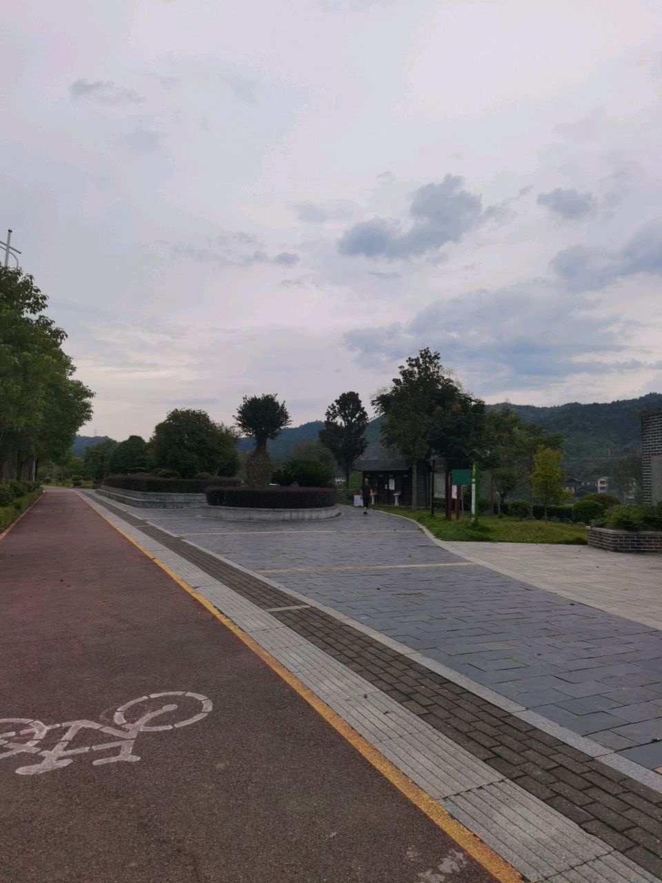滨江公园