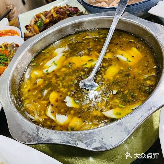 江畔渔悦来家传菜