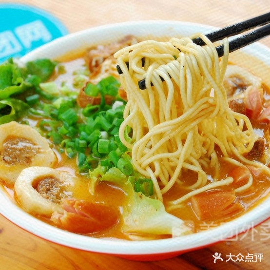 豪依餐厅(铭泊苑店)