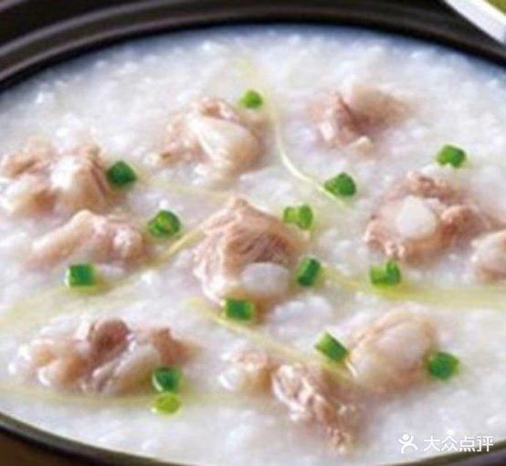 水哥潮汕砂锅武粥(大冶店)