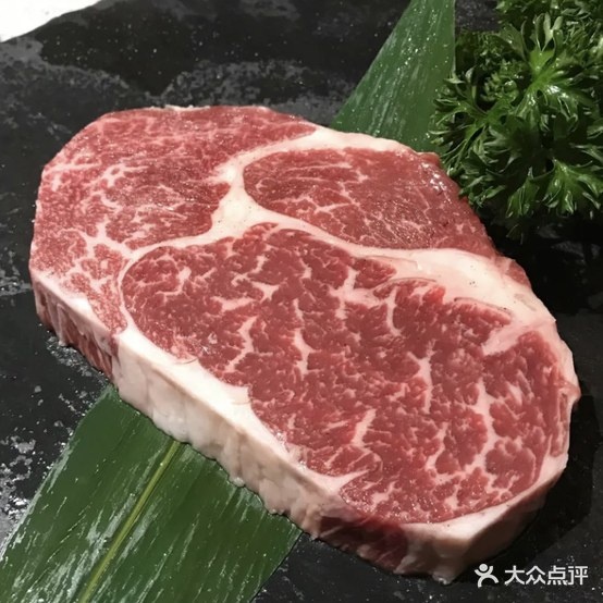 刺海部落海鲜烧烤店