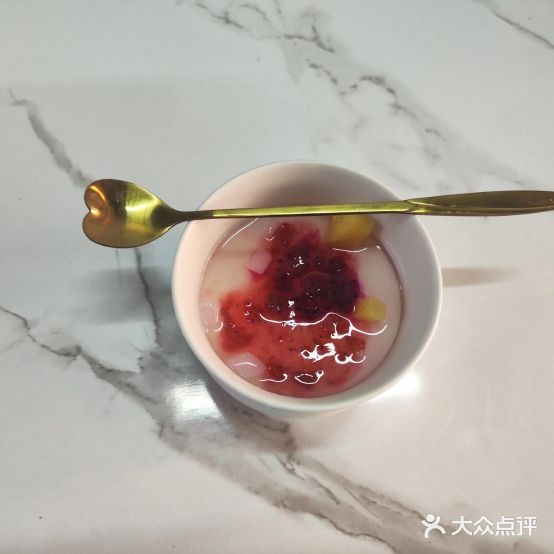 曰上掌淬披萨炸鸡自助