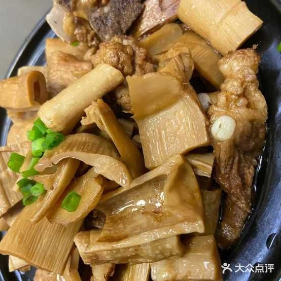 和太酒楼(景山别墅东南)