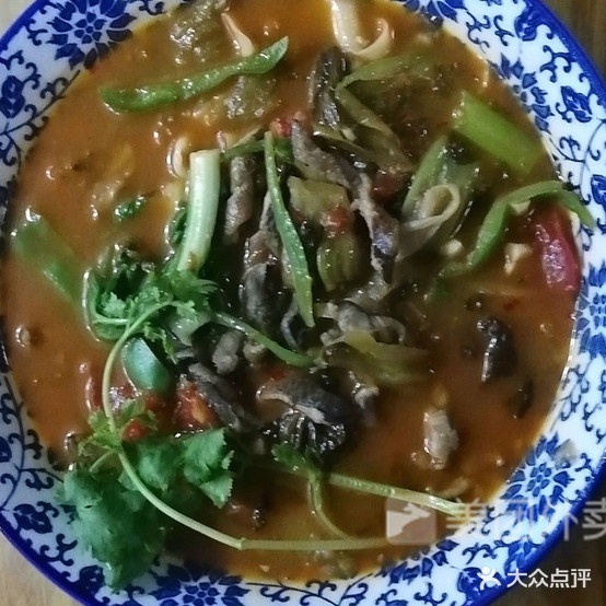 万记福财鱼面馆
