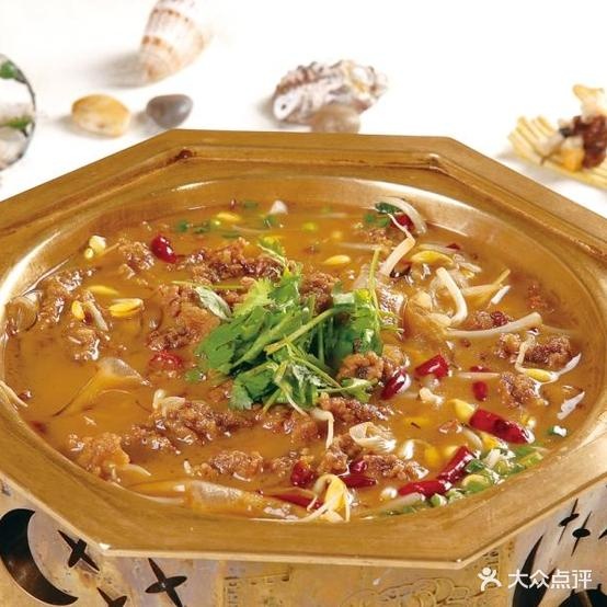 V8新派烤烧酱香砂锅面(朝阳街店)