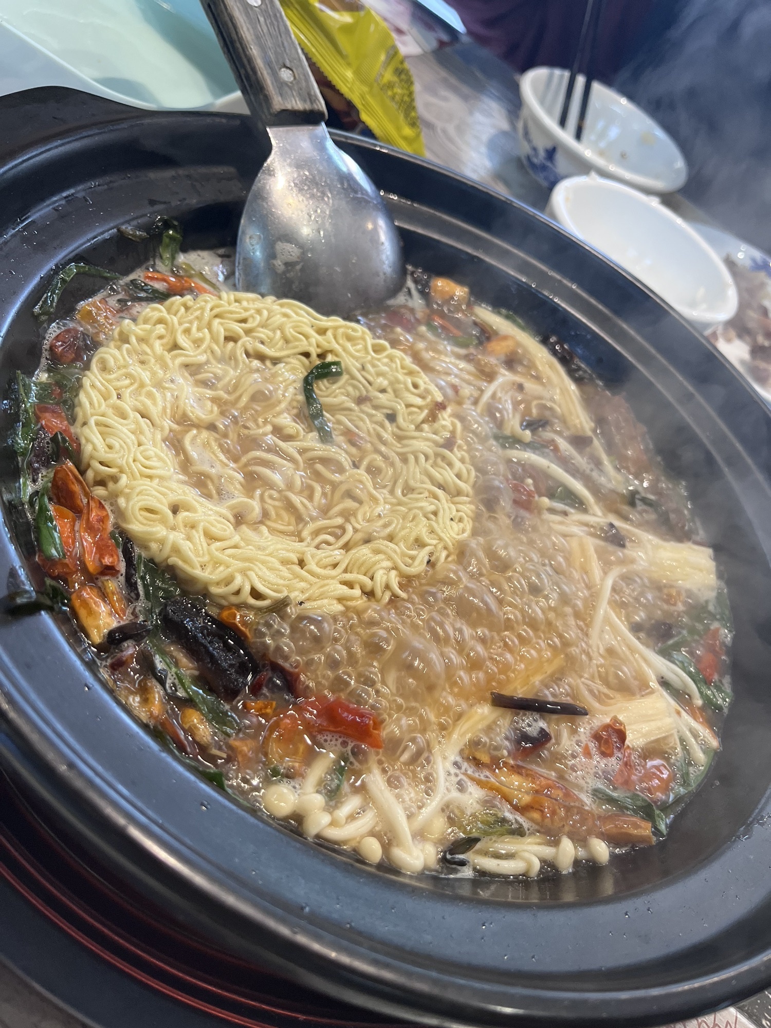 肥家岭南土鸡煲(番禺长隆大石店)