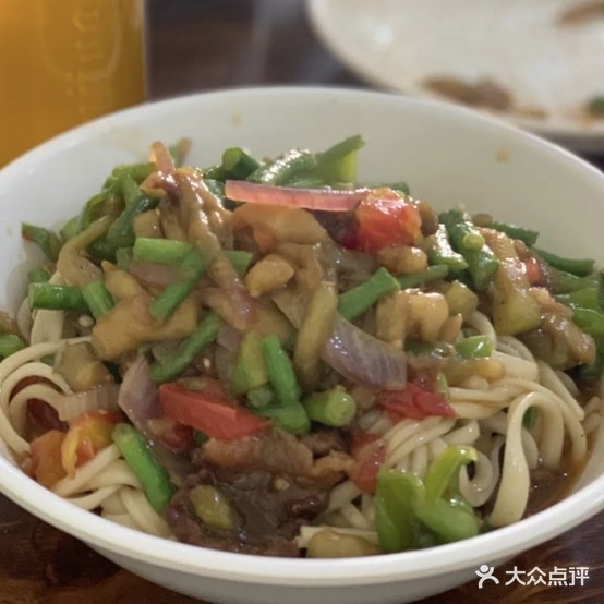 托克逊小胖子拌面