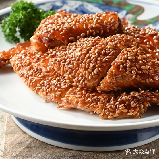 龙味馆·说菜馆(比斯特苏州购物村店)