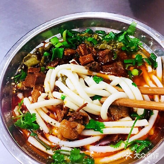 小满牛肉面(蔡家街店)
