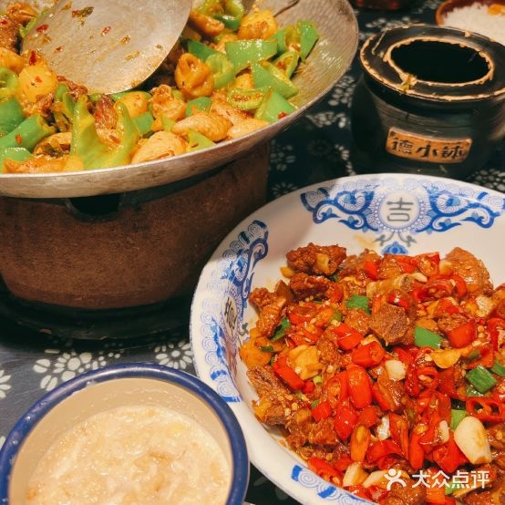 德小钵·肥肠饭(金钻店)