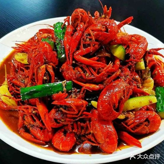 随十香·海鲜大咖·烤鱼烧烤·龙虾(胜山路店)