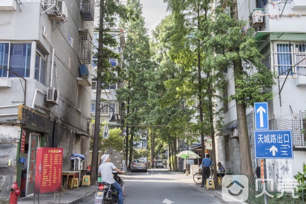 杭州市上城区秋涛北路385号