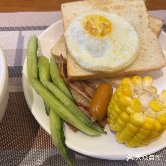 骏景酒店·名仕西餐厅