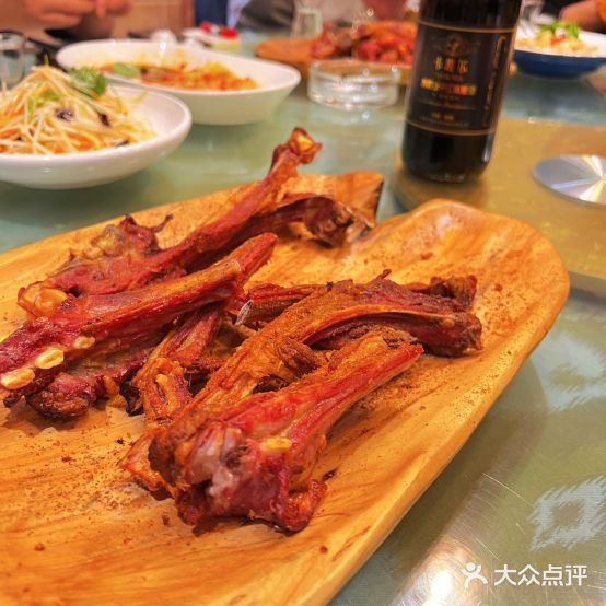 第一周馕坑肉(一分店)