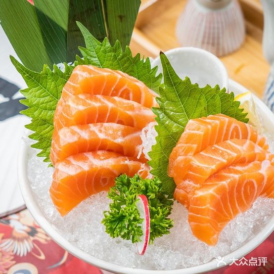 隐中鹿仙の小华四墩日料(万达店)