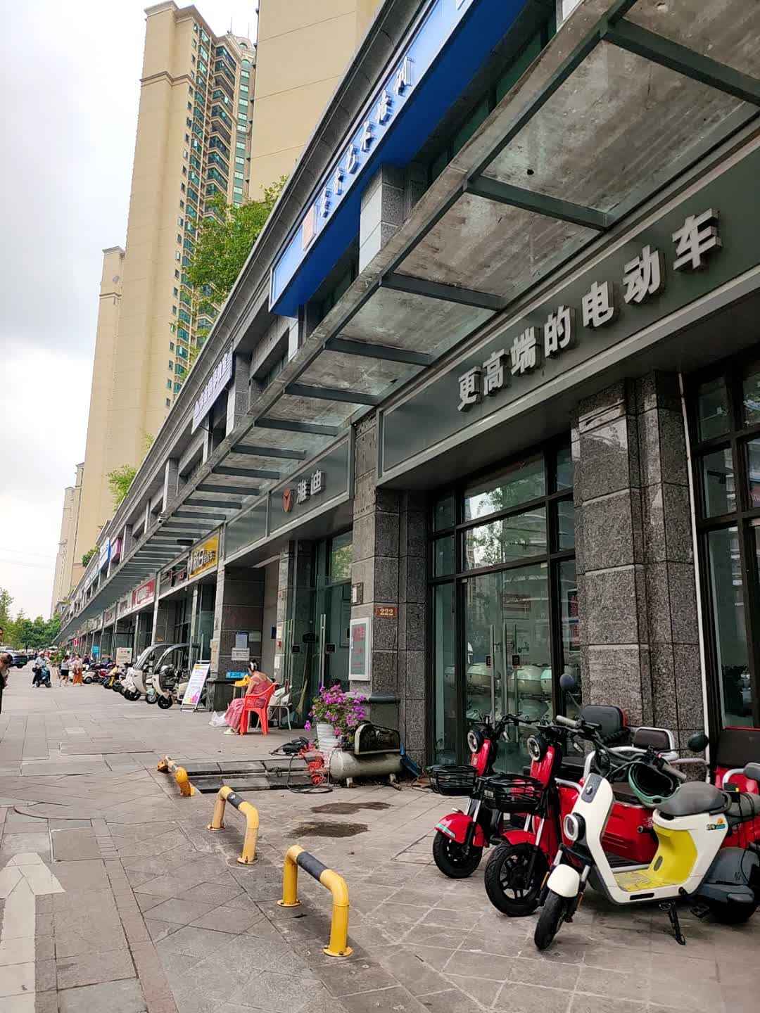 更高端的电动车