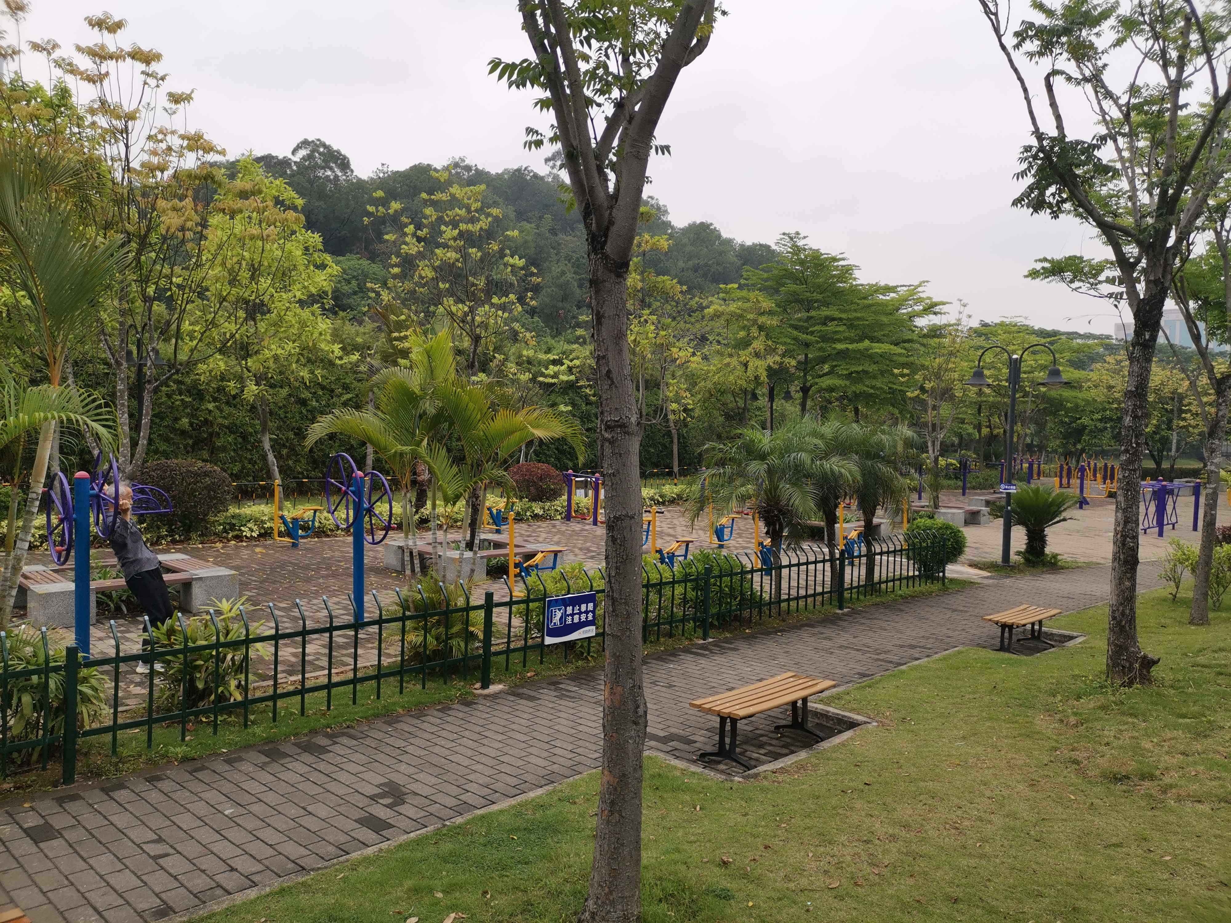 元宝山体育公园-健身区