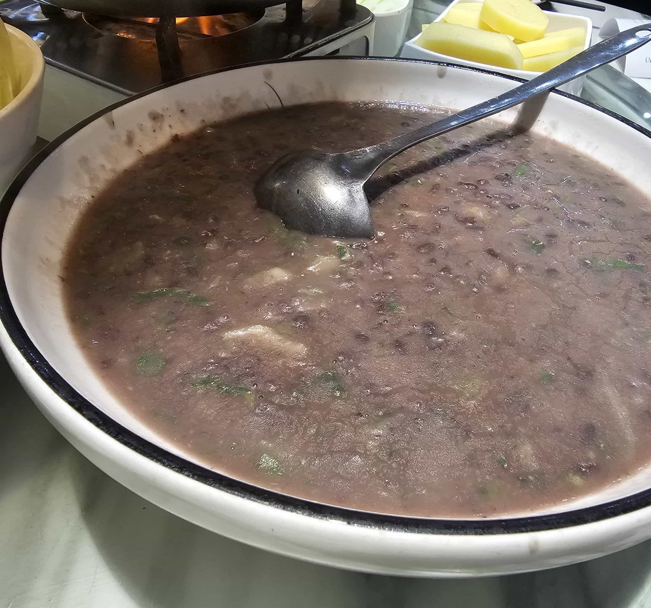 羊鱼锅羊蝎子火锅(东山店)