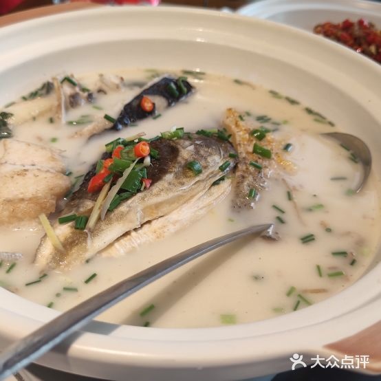 宋厨鱼头泡饭(嘉诚东郡店)