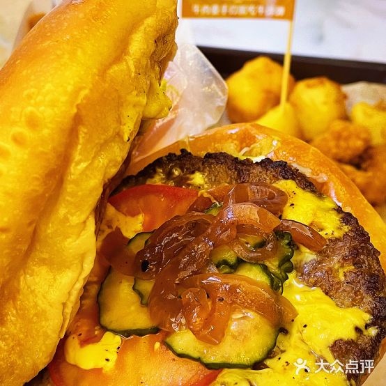 牛弹弹鲜牛。汉堡(广百店)