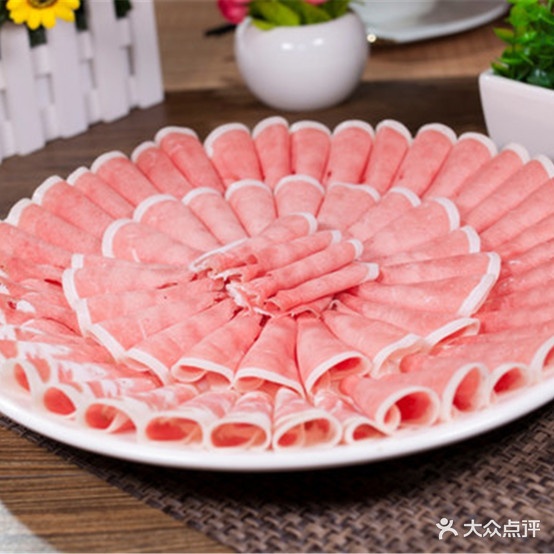 雨街食克