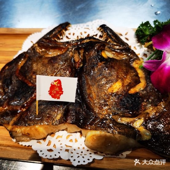 红遍江湖烧烧烤店