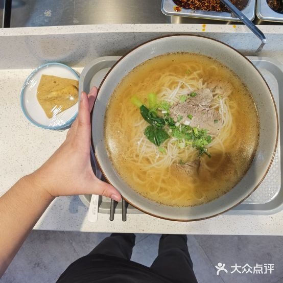 妞肉拽米线(丽景翠苑店)