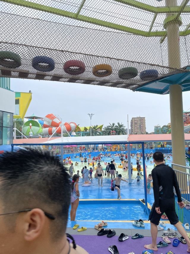 团结湖梦幻水乐园