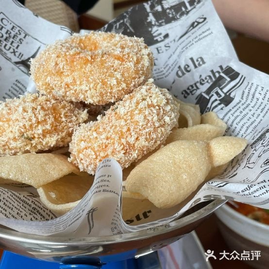 泰式·泰一口换亍茶餐厅