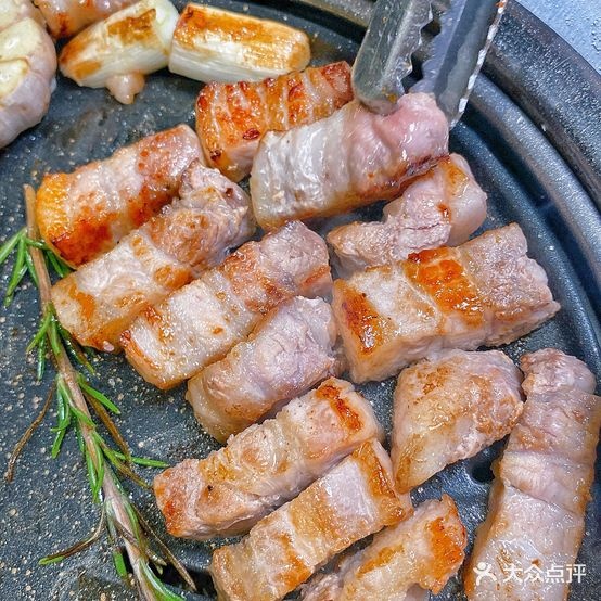 三胖韩国。烤肉(大渡口万象汇店)