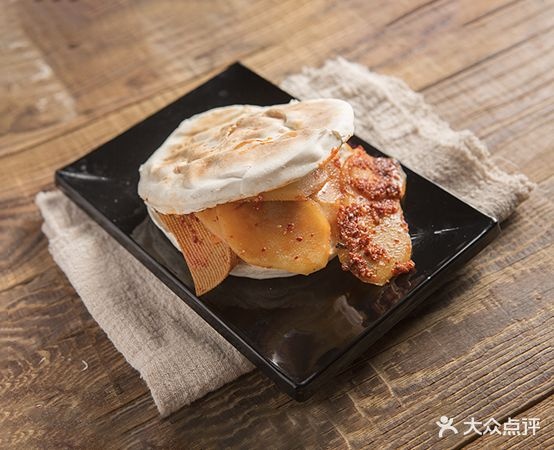 仓盖轩辣子肉夹馍(范西路店)