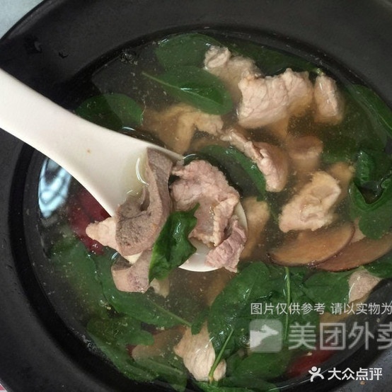 锦灿隆江鸡脚饭(筒骨汤粉)