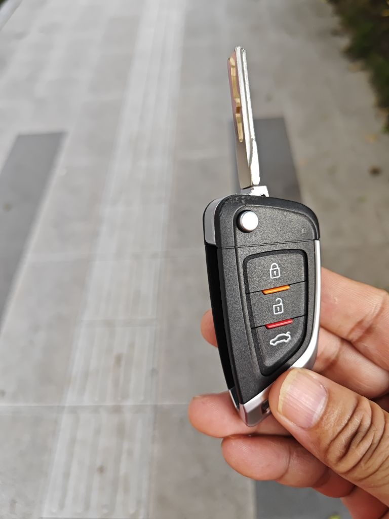 民安汽车钥匙开锁换锁