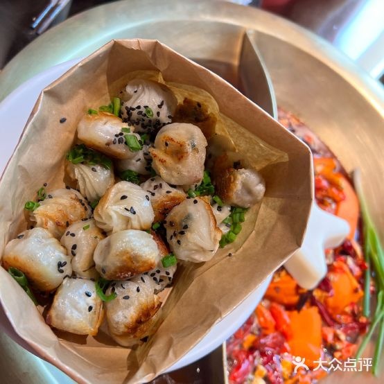 辣毛萸鲜绮老伍肚夹火锅(宣城店)