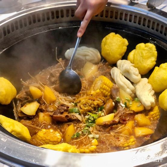 贺芯小东北中餐大锅炖(海德店)