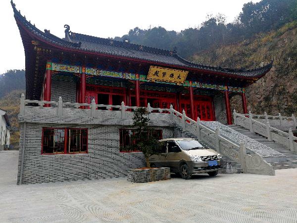 接峰禅古寺