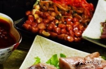 莹莹香肉狗肉馆