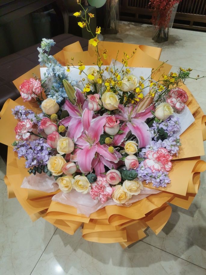 渝见鲜花