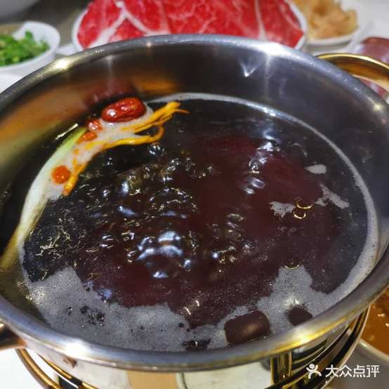 京福尊京派鲜牛肉火锅店