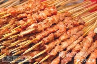 小郑烧烤(公安街店)